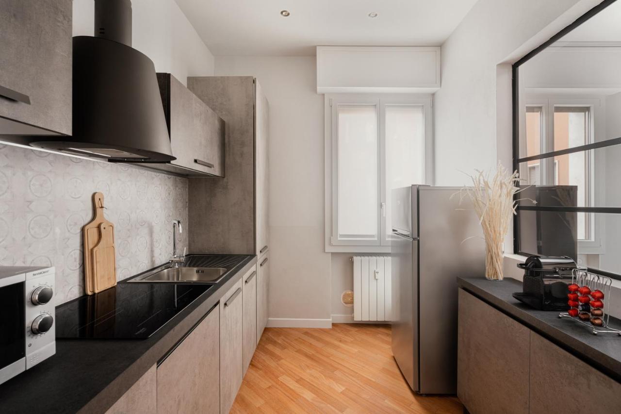 Deluxe Central Apartment แบร์กาโม ภายนอก รูปภาพ