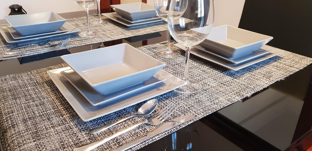 Deluxe Central Apartment แบร์กาโม ภายนอก รูปภาพ